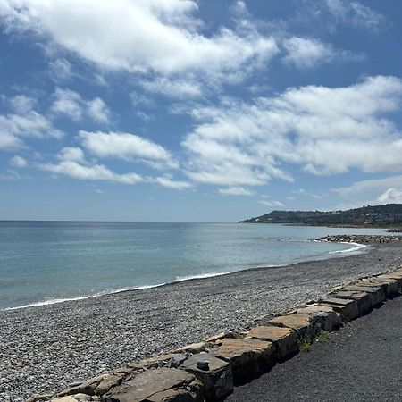 Appartamento Angela Riva Ligure Bagian luar foto