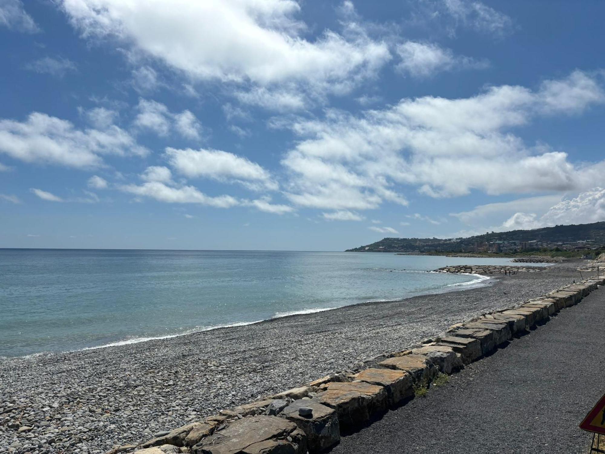 Appartamento Angela Riva Ligure Bagian luar foto