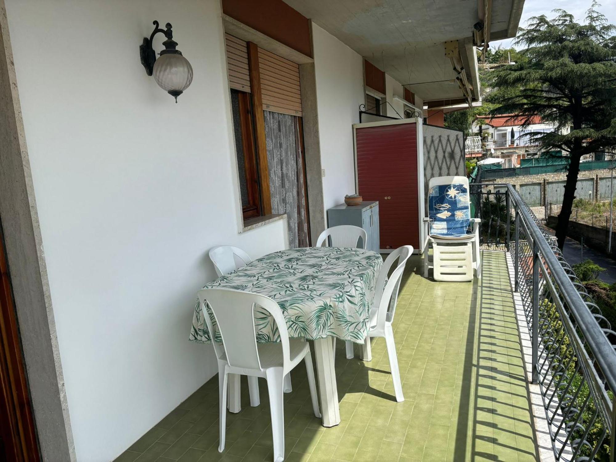 Appartamento Angela Riva Ligure Bagian luar foto
